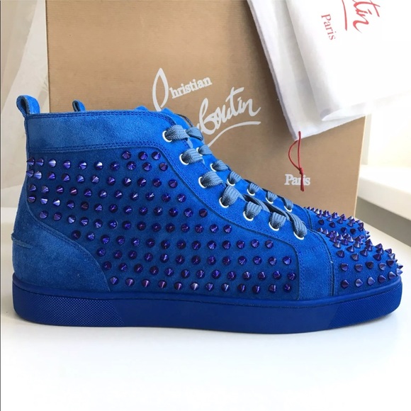 Comment below up to a size 15 - Picture 1 of 5